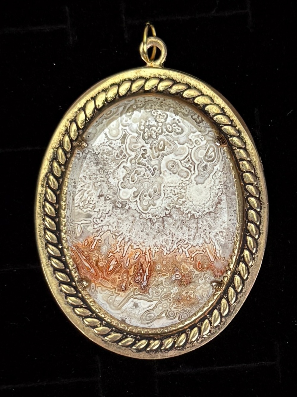 Beautiful Silvertone southwestern style pendant + Free 16” Cord Necklce